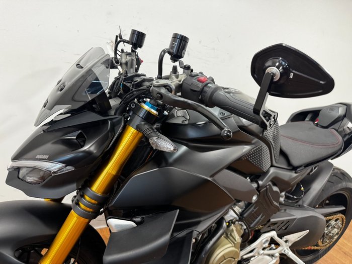 2021 Ducati STREETFIGHTER V4 S Black