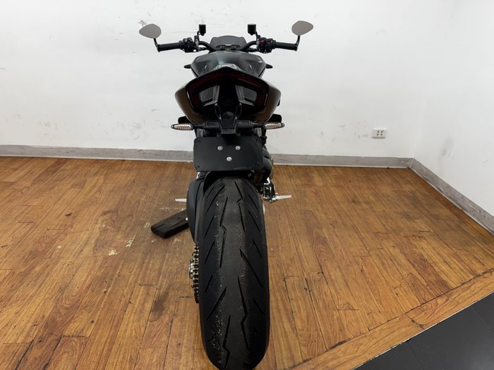 2021 Ducati STREETFIGHTER V4 S Black