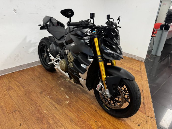 2021 Ducati STREETFIGHTER V4 S Black