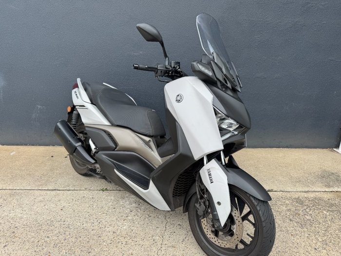 2024 Yamaha XMAX 300 (CZD300A) GREY