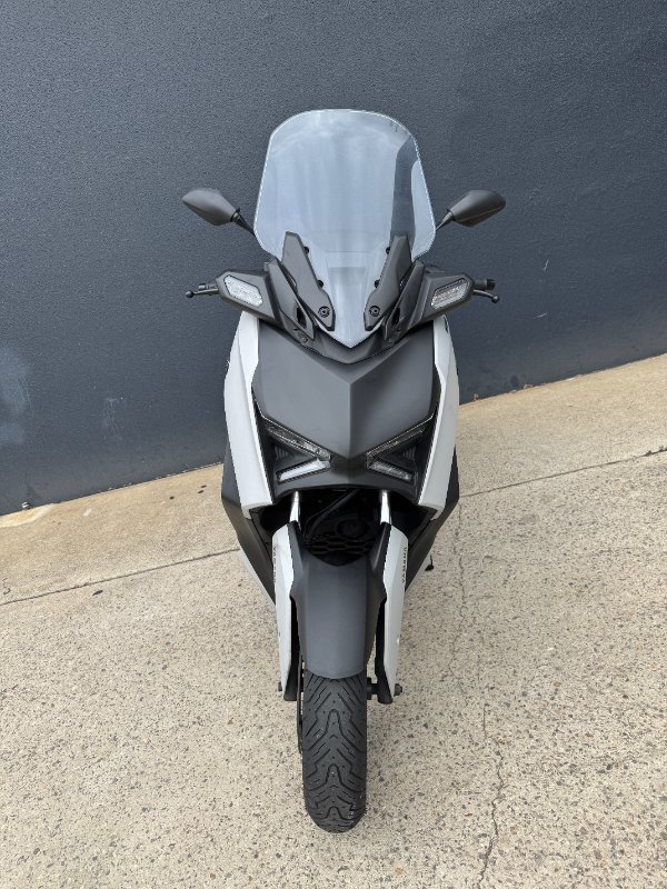 2024 Yamaha XMAX 300 (CZD300A) GREY