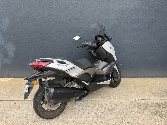 2024 Yamaha XMAX 300 (CZD300A) GREY