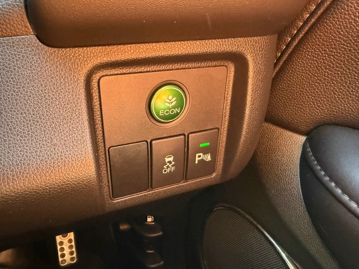 2016 Honda HR-V VTi-L