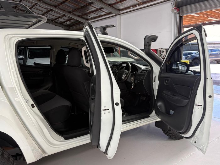 2020 Mitsubishi Triton GLX