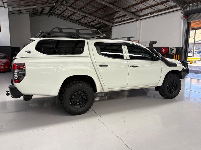 2020 Mitsubishi Triton GLX