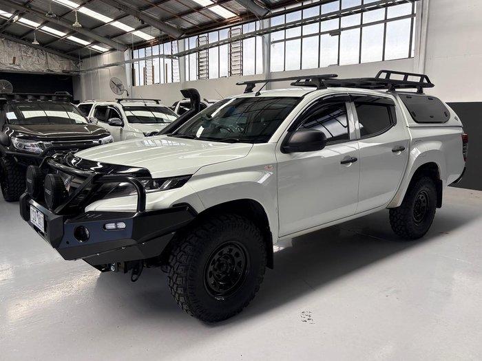 2020 Mitsubishi Triton GLX