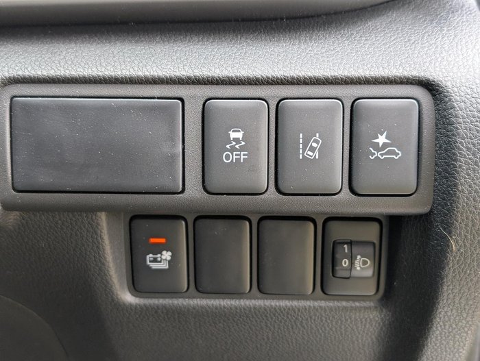 2024 Mitsubishi Eclipse Cross PHEV ES