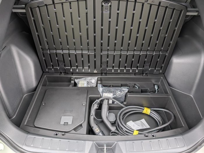 2024 Mitsubishi Eclipse Cross PHEV ES