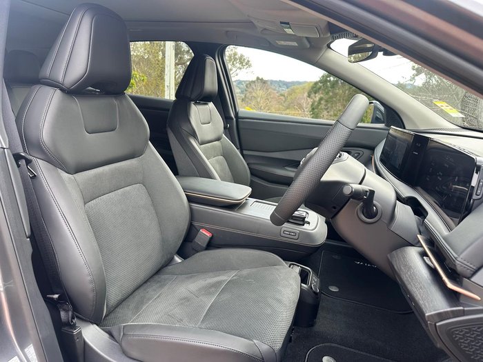 2025 Nissan Ariya Advance+