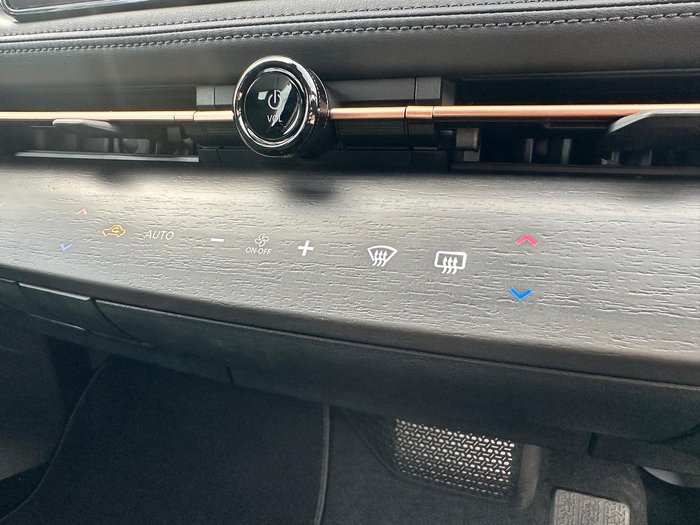 2025 Nissan Ariya Advance+