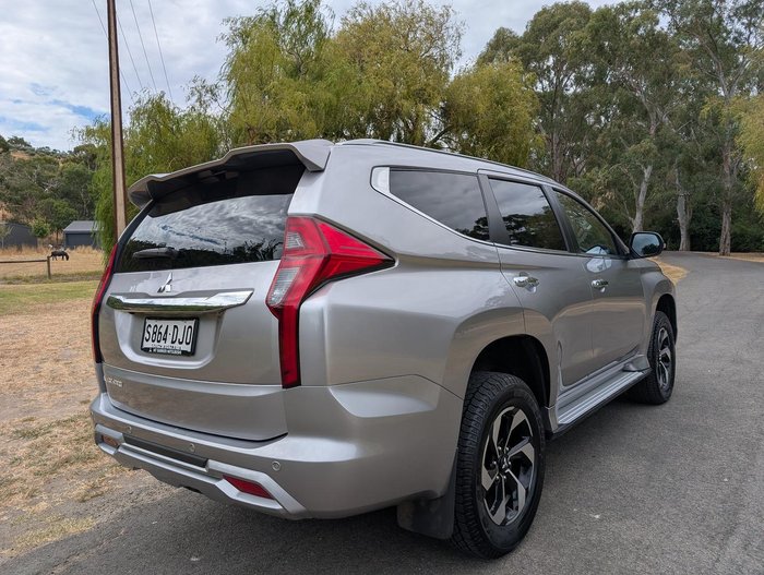 2024 Mitsubishi Pajero Sport GLS