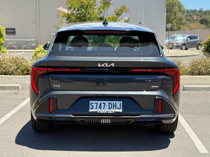 2025 Kia K4 GT-Line