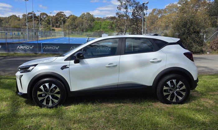 2025 Mitsubishi ASX LS