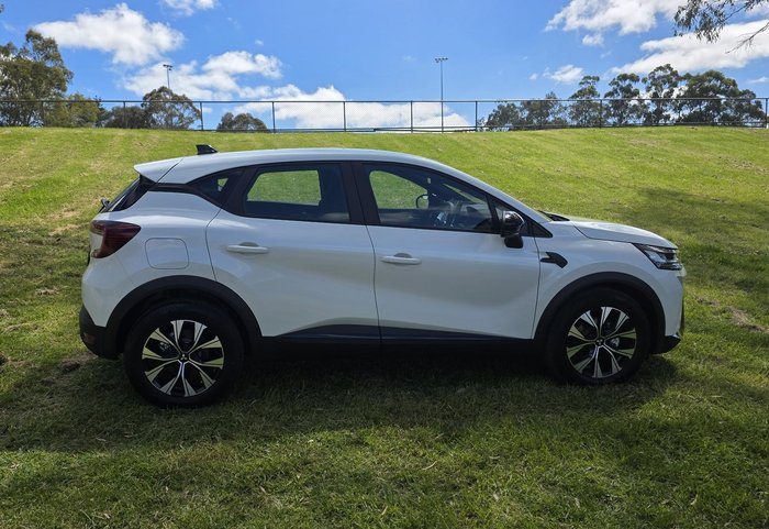 2025 Mitsubishi ASX LS