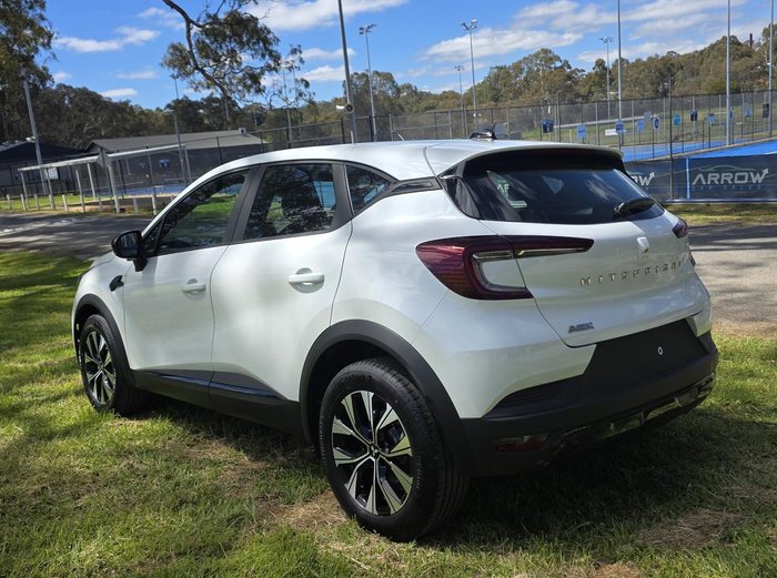 2025 Mitsubishi ASX LS