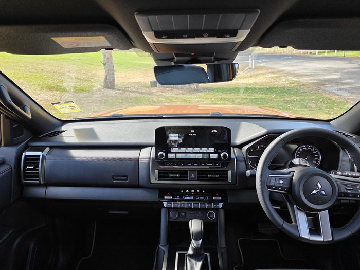 2025 Mitsubishi Triton GSR