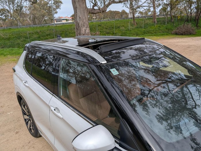 2025 Mitsubishi Outlander Exceed Tourer