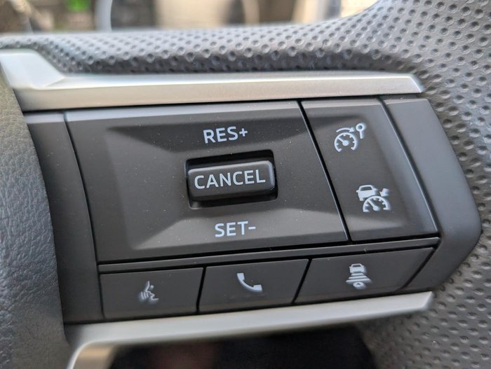 2025 Mitsubishi Outlander ES