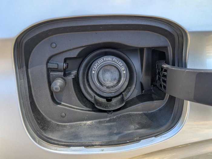 2025 Mitsubishi Outlander ES