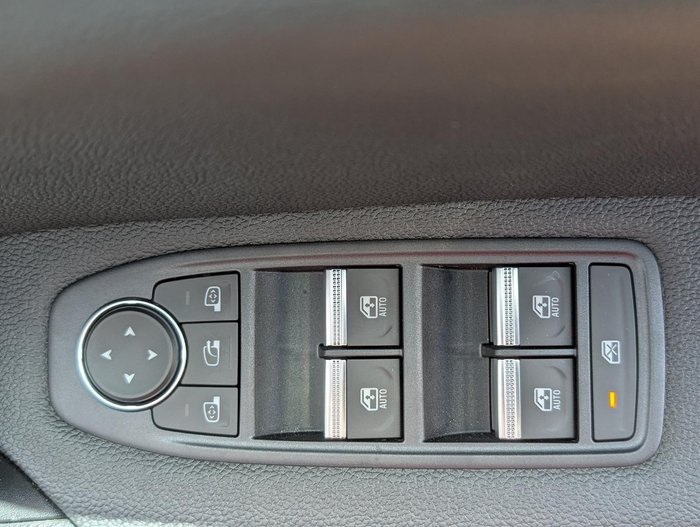 2025 Mitsubishi ASX Exceed