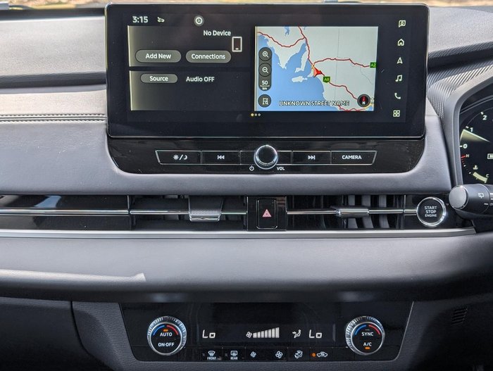 2025 Mitsubishi Outlander LS