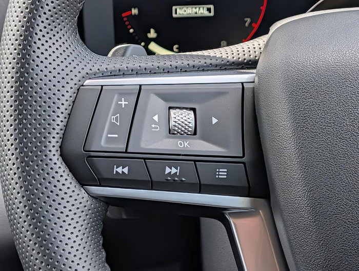 2025 Mitsubishi Outlander LS