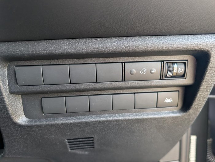 2025 Mitsubishi Outlander LS