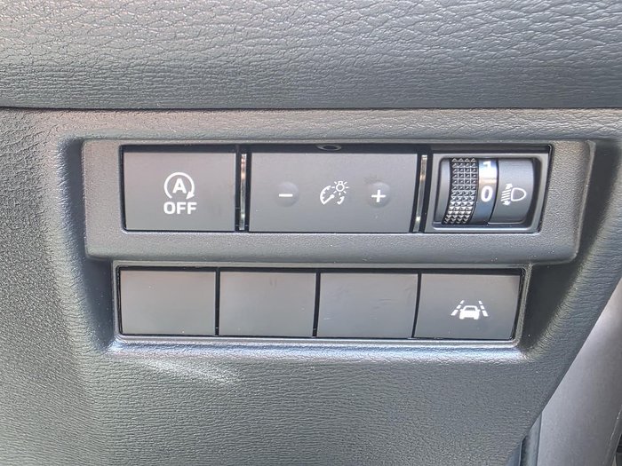 2025 Mitsubishi Triton GLS