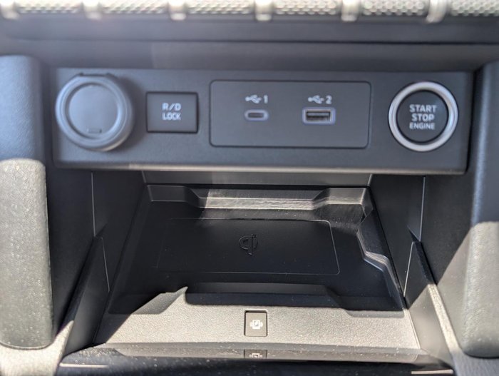 2025 Mitsubishi Triton GLS