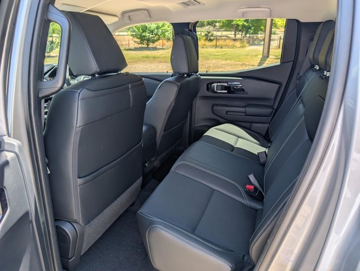 2025 Mitsubishi Triton GLS