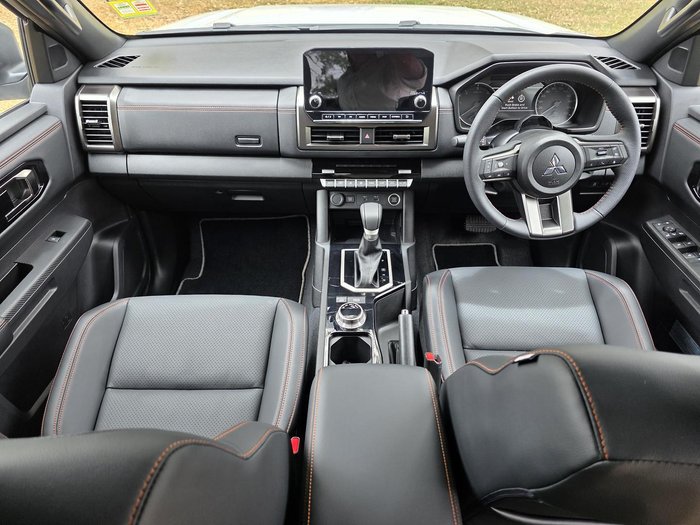 2025 Mitsubishi Triton GSR