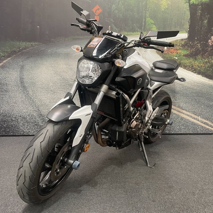 2015 Yamaha MT-07 White