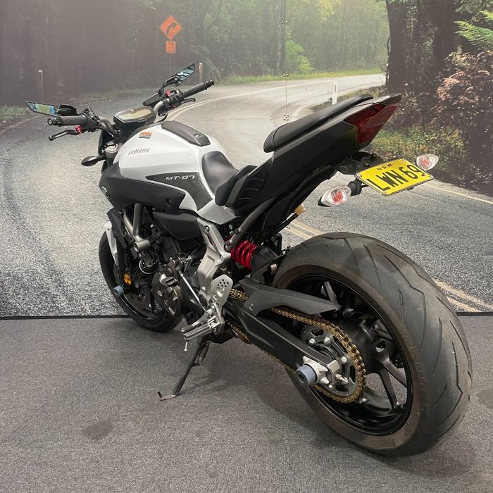 2015 Yamaha MT-07 White