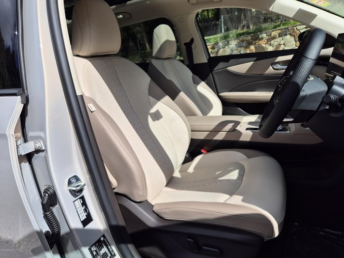 2025 MG MGS5 EV Essence 62