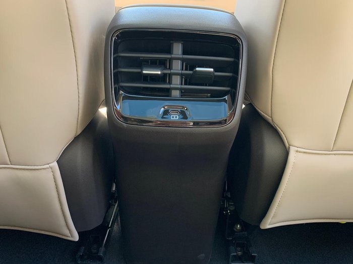 2025 MG MGS5 EV Essence 62