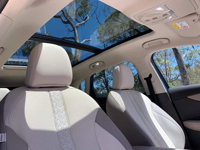 2025 MG MGS5 EV Essence 62