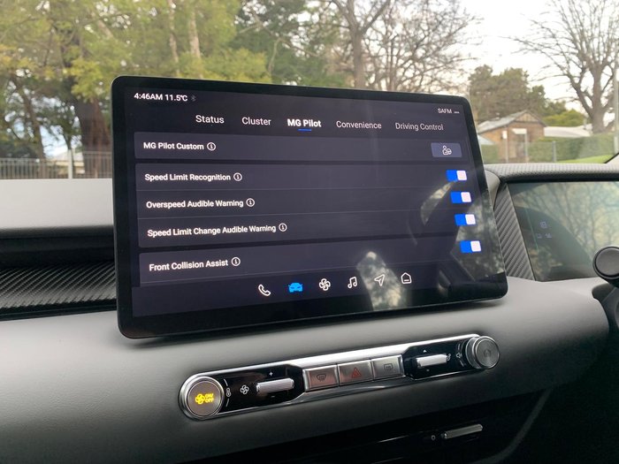 2025 MG MGS5 EV Excite 49