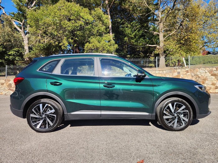 2025 MG ZS Essence Hybrid+