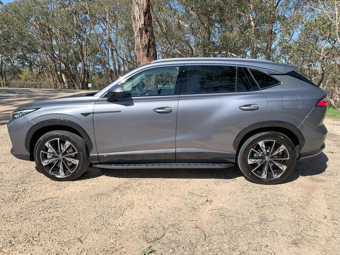 2025 MG HS Super Hybrid Essence