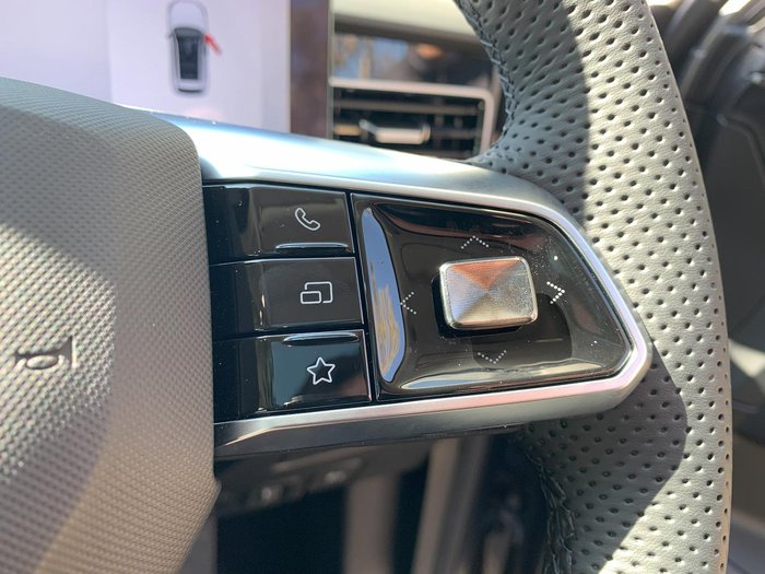 2025 MG HS Super Hybrid Essence