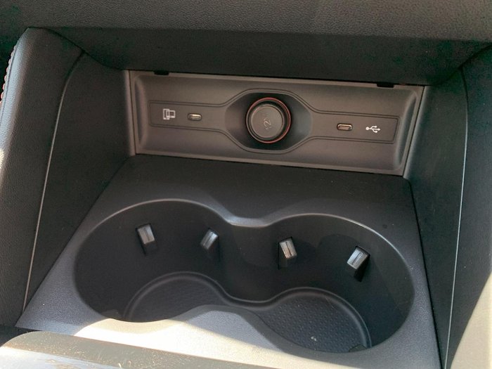 2025 MG HS Super Hybrid Essence