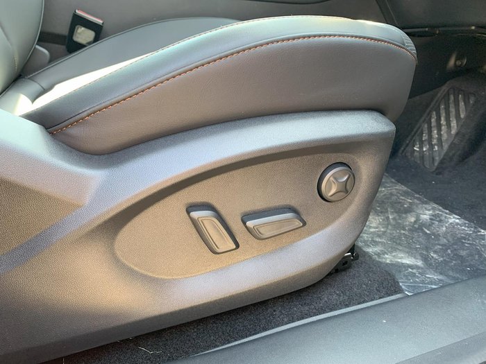 2025 MG HS Super Hybrid Essence