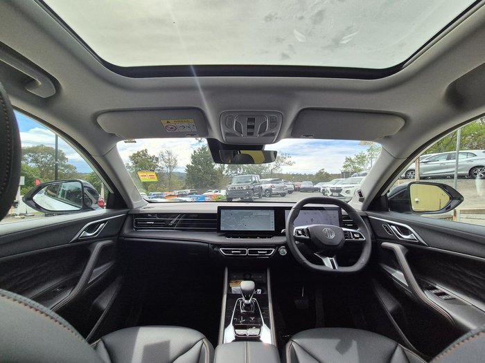 2025 MG HS Super Hybrid Essence