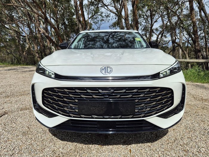 2025 MG HS Super Hybrid Essence