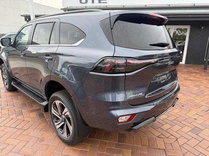 2026 Isuzu MU-X LS-T