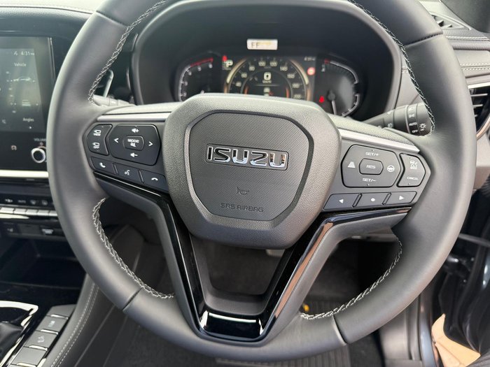 2026 Isuzu MU-X LS-T