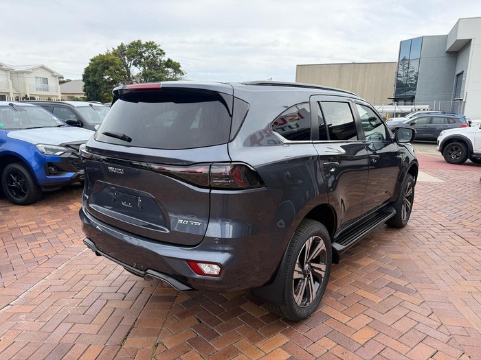 2026 Isuzu MU-X LS-T