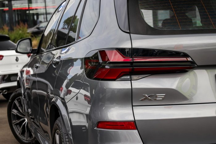 2023 BMW X5 xDrive30d M Sport