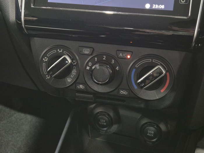 2021 Suzuki Swift GL Navigator Plus