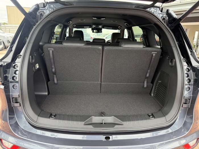 2025 Isuzu MU-X LS-T